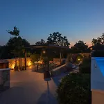Toni Villa